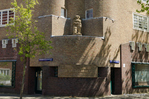 Hoek Burgemeester Tellegenstraat - Pieter Lodewijk Takstraat.
              <br/>
              Annemarieke Verheij, 2015-05-24